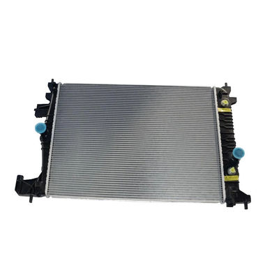 Harga yang bagus 26686969 Sistem pendinginan suku cadang mobil Tangki air untuk Buick GL8S Otomatis Daya tahan tinggi on line