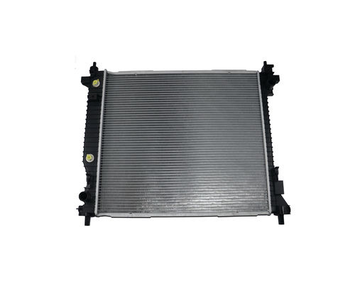 Harga yang bagus Perlengkapan Mobil Cadillac SRX 20926497 Radiator Aluminium dengan Tangki Air Plastik on line