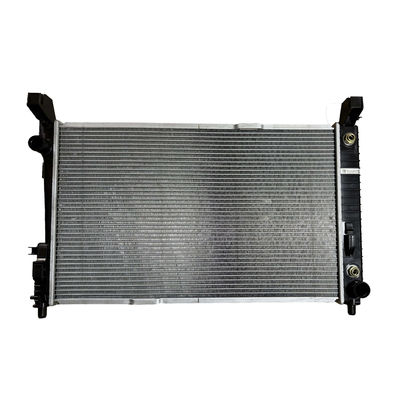 Harga yang bagus 2000-2019 Tahun Kelas B B 200 Bagian Otomotif Radiator Tangki Air untuk Mercedes-Benz W169 W245 on line