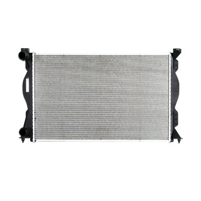 Harga yang bagus 4F0121251Q Aluminium Brazed Radiator untuk Audi A6 676*418*32mm Sistem Pendingin Ukuran Inti on line