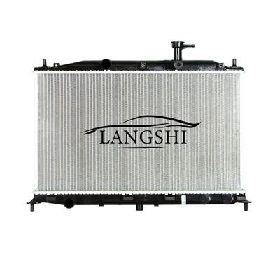 Harga yang bagus 25310-0M000 VERNA 10 2010-2014 Tangki air radiator aluminium untuk Hyundai ACCENT 1,4 MT on line